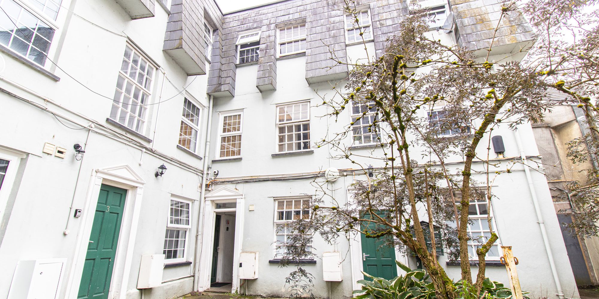 Photo of Crown Court, Duke Street, Cardiff City Centre