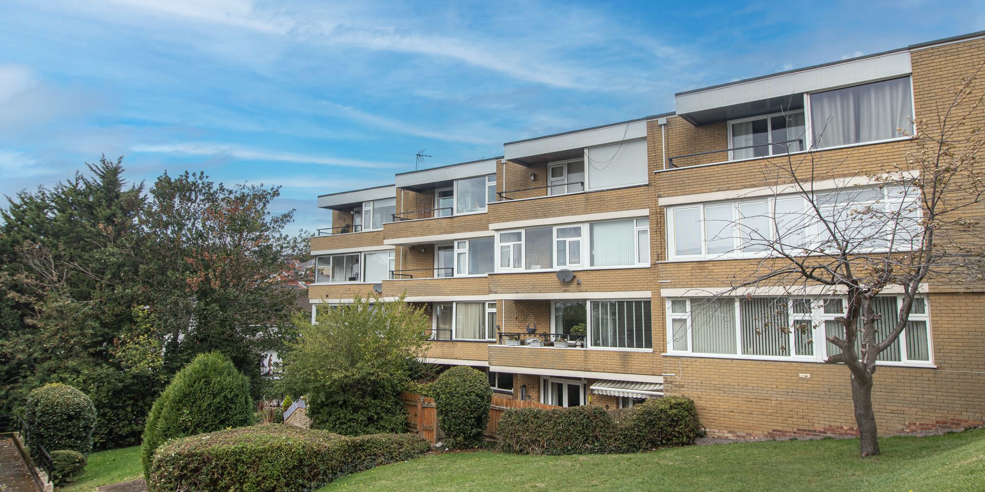 Photo of Yew Tree Court, St. Nicholas Close, Barry