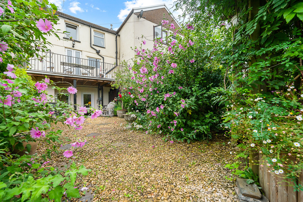 Image 17 Williams Place, Upper Boat, Pontypridd