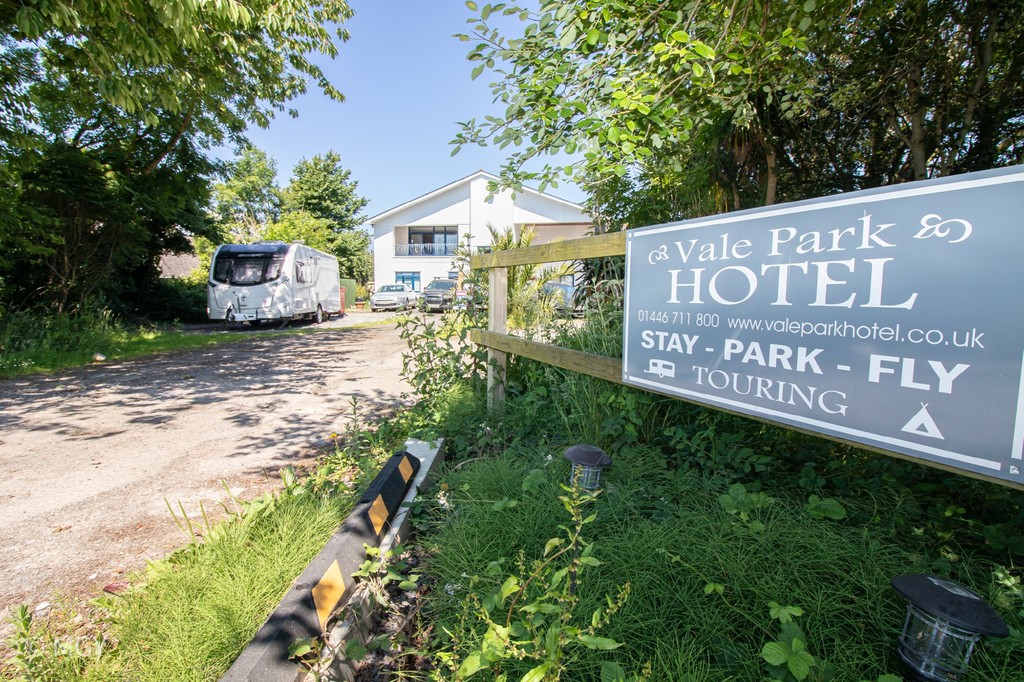 Image 1 Vale Park Hotel and Touring Site