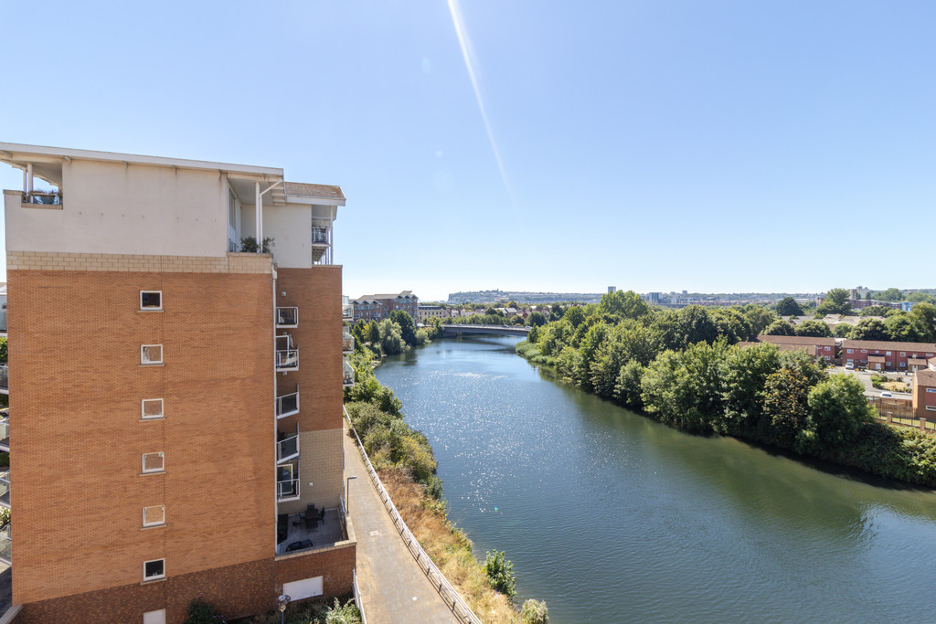 Image 2 Lyon House, Hansen Court, Century Wharf