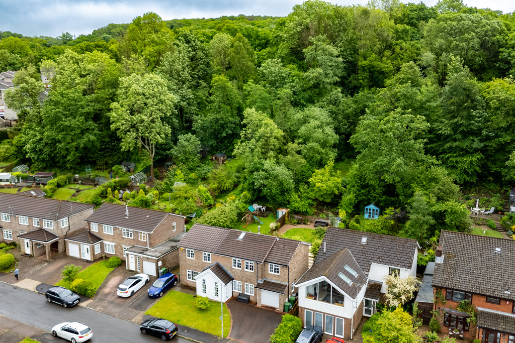 Image 50 Castell Coch View, Tongwynlais, Cardiff