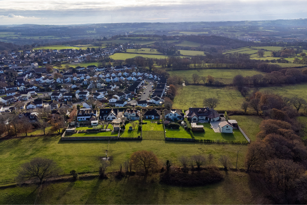 Image 45 Tyn-y-coed Road, Pentyrch