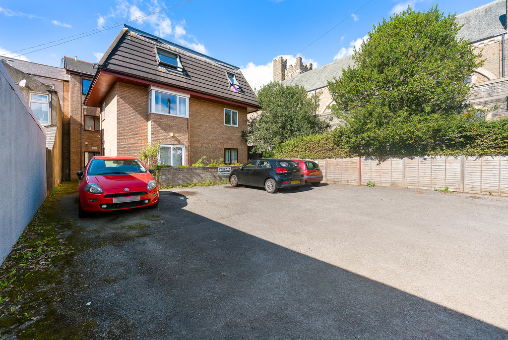 Image 8 Greystone Court, Kings Road