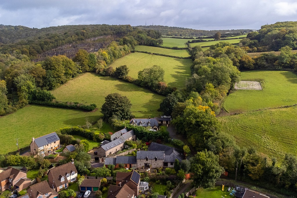 Image 26 Castle Road, Tongwynlais