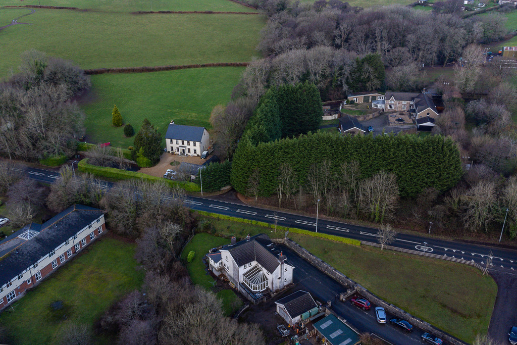 Image 1 Dwrlyn Cottage, Llantrisant Road, Capel Llanilltern, Cardiff