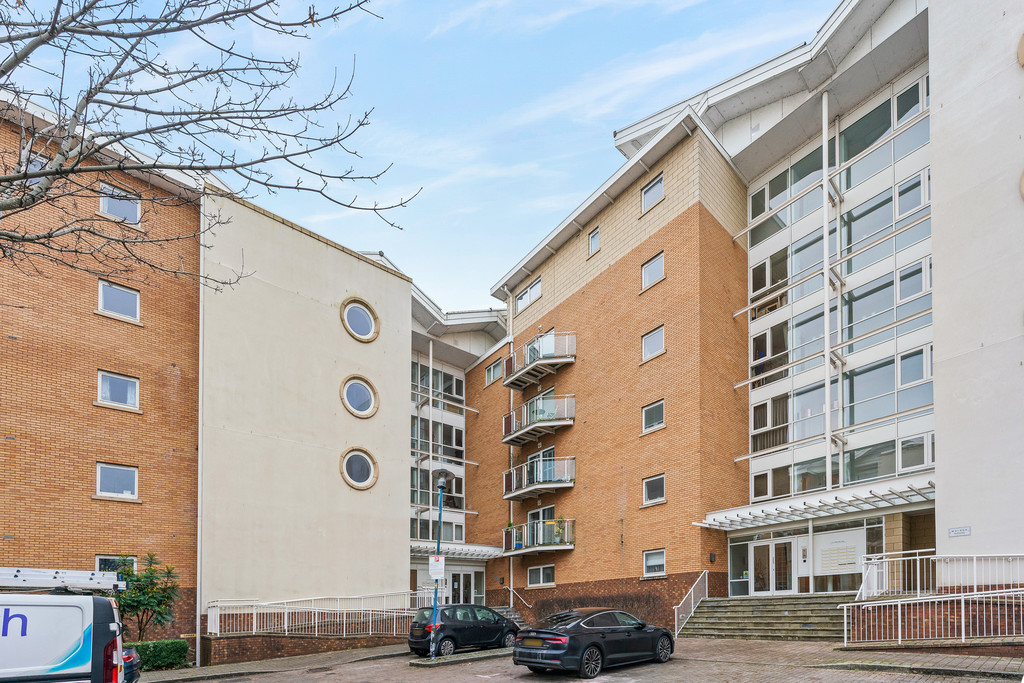 Image 0 Cannes House, Penstone Court, Century Wharf