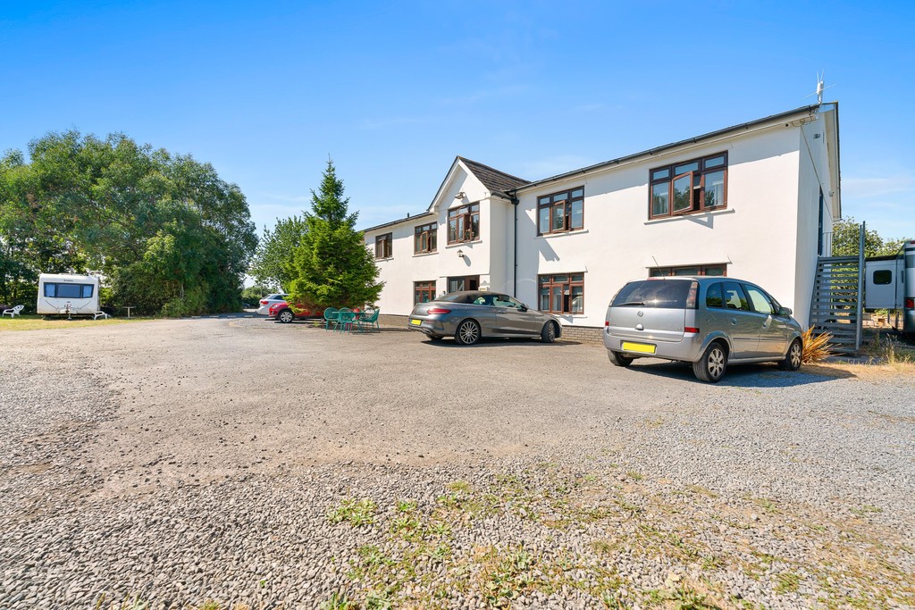 Image 6 Vale Park Hotel and Touring Site