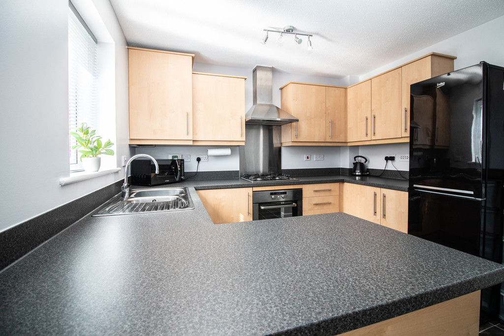 Image 6 Blackthorn Court, Llanharry