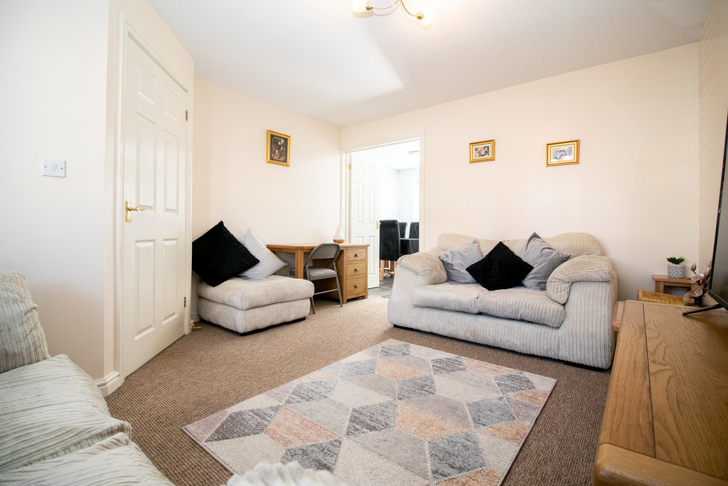 Image 8 Blackthorn Court, Llanharry