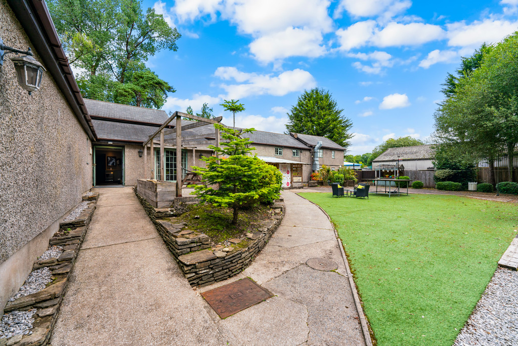 Image 12 Mwyndy, Pontyclun