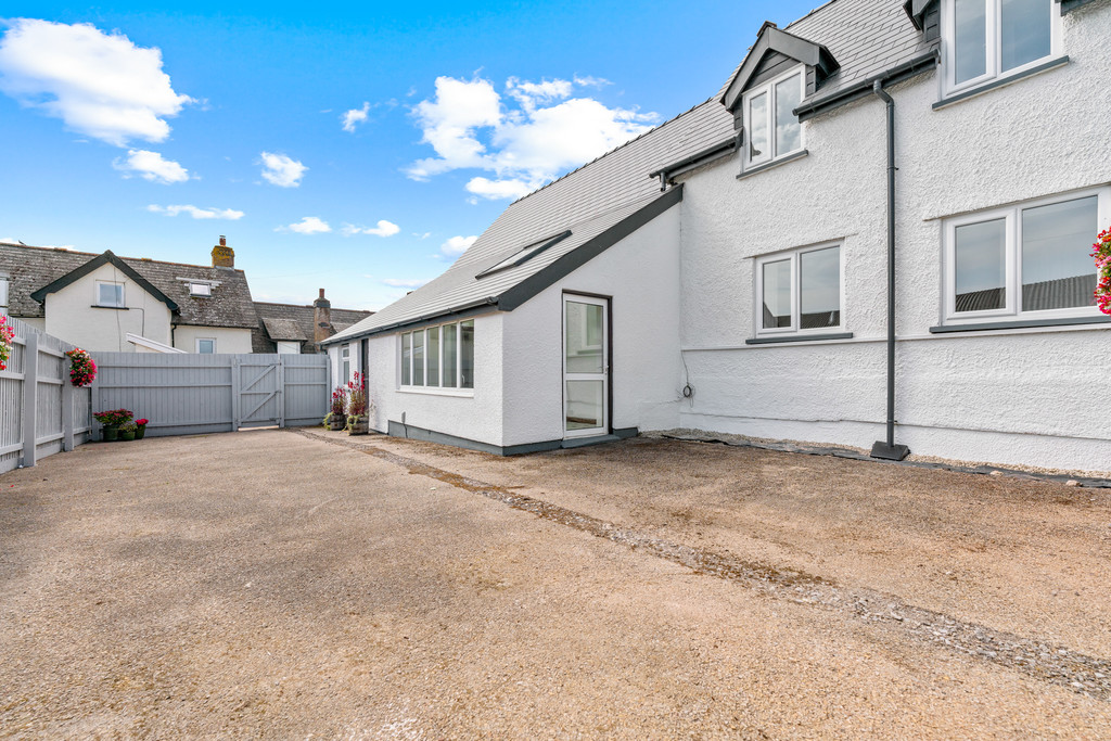 Image 28 The Cottage, Cefn Llogell Lane, Coedkernew, Newport