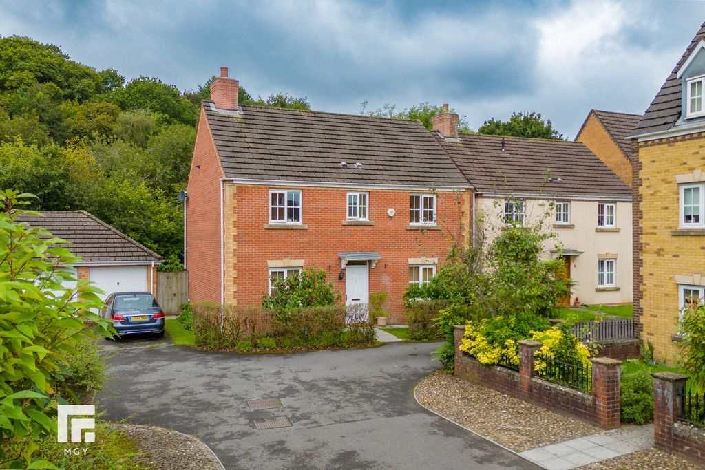 Image 0 Wilde Court, Radyr, Cardiff