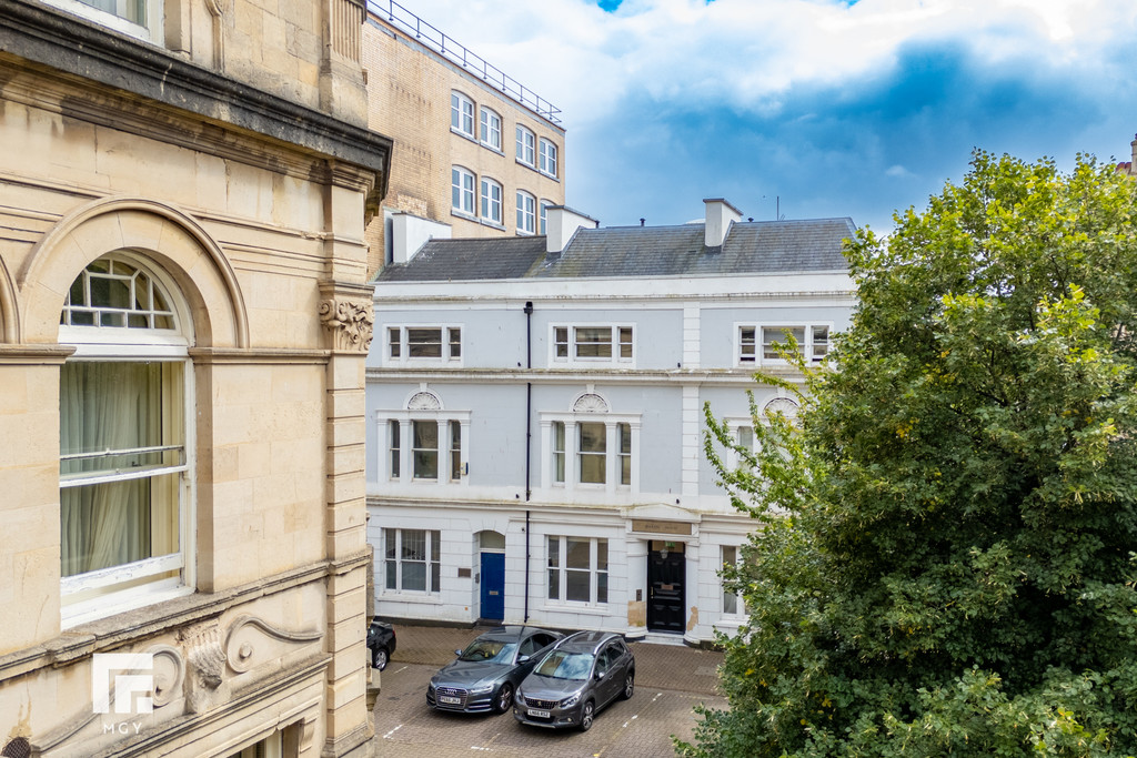 Image 17 Marine House, Mount Stuart Square