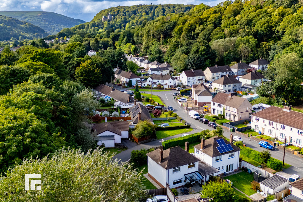 Image 17 Castle View, Tongwynlais, Cardiff