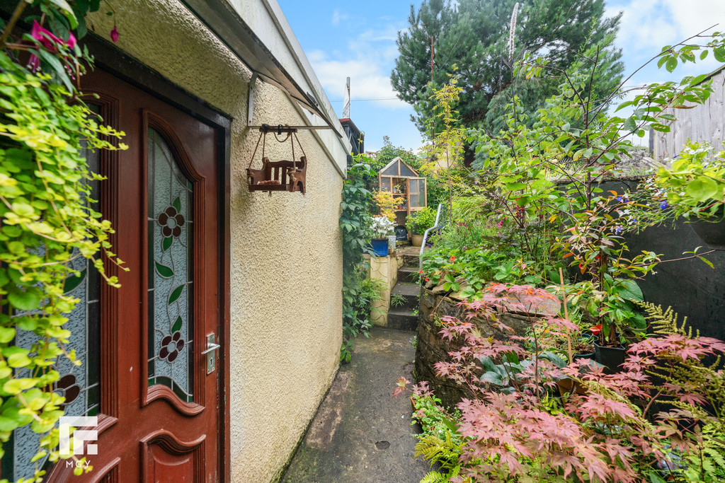 Image 10 Kingsland Terrace, Pontypridd